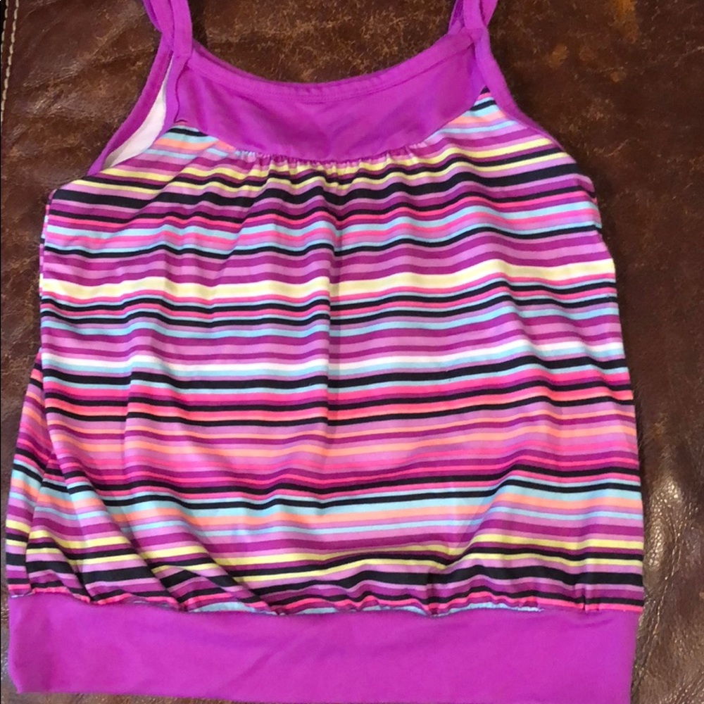 Old navy active tank